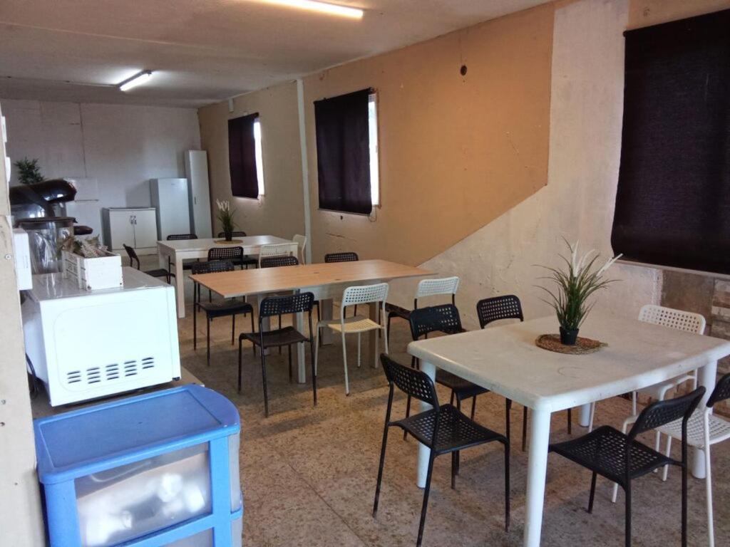 Coruna Backpackers Hostel Карбальо Экстерьер фото